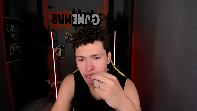 JonnyDarka online show from October 18, 10:38 am