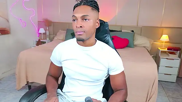 SoHighAngel online show from April 22, 9:05 pm