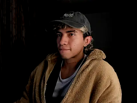 guynextdo0r online show from March 2, 4:36 am