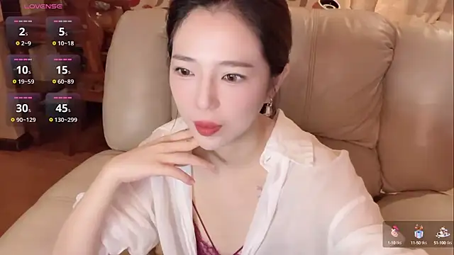 Snapshot of miss-lin chatting on September 26, 2:21 pm miss-lin online show from September 26, 2:21 pm