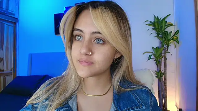 MaryMoon  online show from October 14, 1:17 am