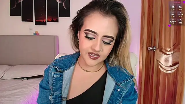 MaryMoon  online show from April 22, 7:26 pm