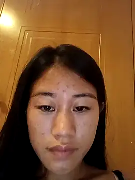 Snapshot of luy-xinh02 chatting on September 14, 1:32 pm luy-xinh02 online show from September 14, 1:32 pm