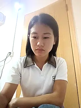 Snapshot of luy-xinh02 chatting on September 22, 10:06 am luy-xinh02 online show from September 22, 10:06 am