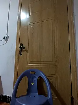 Snapshot of luy-xinh02 chatting on November 8, 1:44 pm luy-xinh02 online show from November 8, 1:44 pm