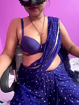 Snapshot of hottylizaa chatting on October 2, 3:57 am hottylizaa online show from October 2, 3:57 am