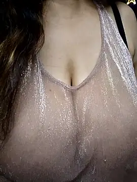 Queen-Of-Big-Boobs online show from September 23, 4:04 am