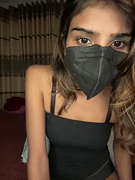 Mira SL online show from February 22, 7:45 pm