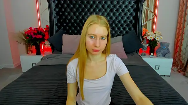 Alina Blonde online show from June 27, 12:22 pm