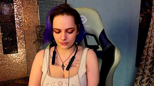 Eniferi online show from November 30, 1:04 pm