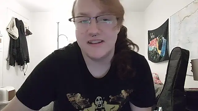 Snapshot of tbutchrat chatting on October 11, 6:01 am tbutchrat online show from October 11, 6:01 am