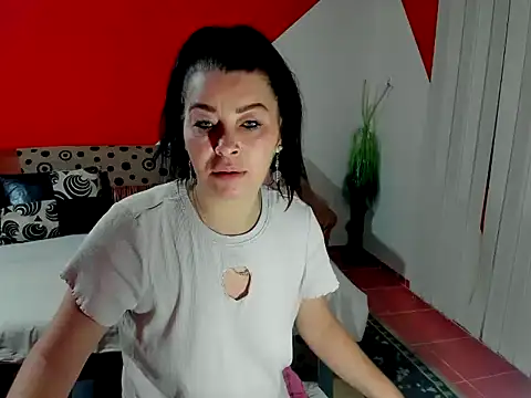 Soffy Skye online show from October 15, 3:28 am