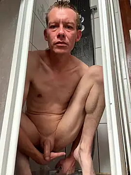 Snapshot of Padde1987 chatting on September 24, 9:01 am Padde1987 online show from September 24, 9:01 am