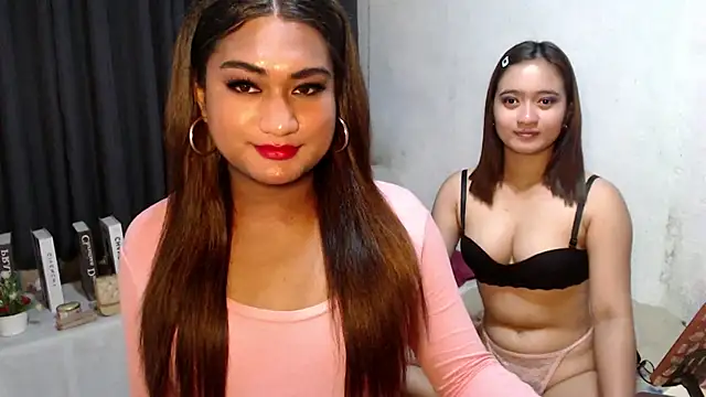 Elysia Fox online show from February 8, 6:28 am