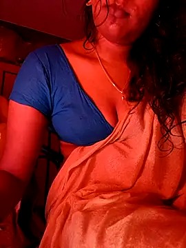 Snapshot of Tamil_Kavitha chatting on April 24, 4:42 pm Tamil Kavitha online show from April 24, 4:42 pm