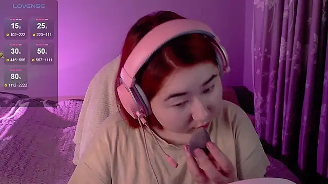 Sexy Peachy online show from October 21, 9:10 am