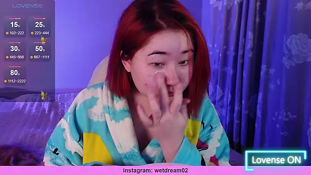 Sexy Peachy online show from October 24, 7:05 am