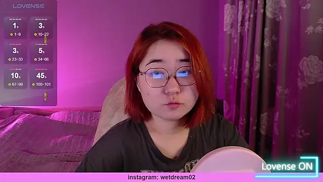 Sexy Peachy online show from October 27, 9:02 am