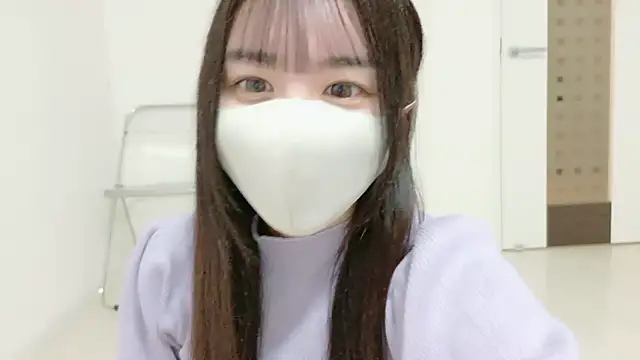  Mia land  online show from February 6, 1:25 pm