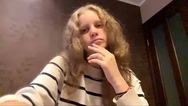 GlyndaCaver online show from October 21, 11:33 am