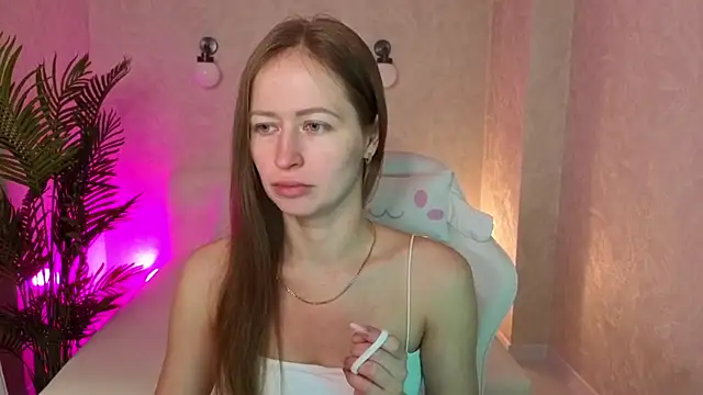 bella li   online show from December 21, 1:24 am