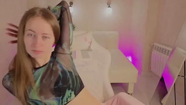 bella li   online show from February 9, 1:53 am