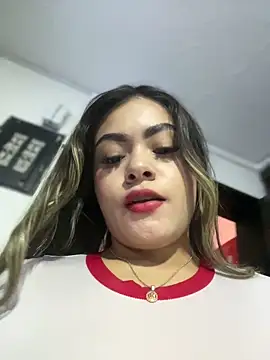 Snapshot of MayaMoanXXX chatting on October 16, 1:12 pm MayaMoanXXX online show from October 16, 1:12 pm