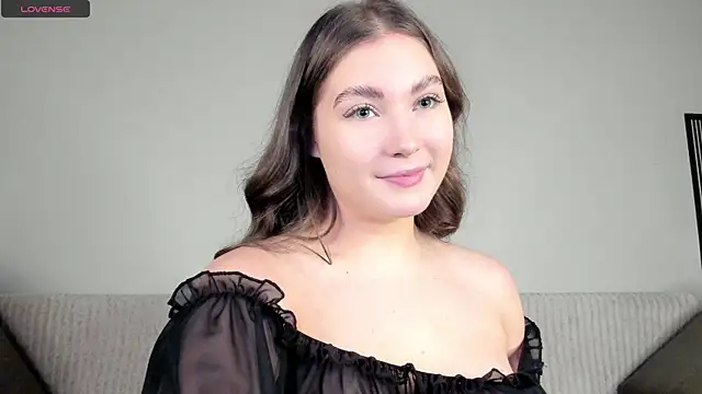 KristynSchwerin online show from October 17, 1:14 pm