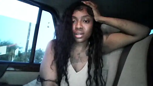 Cocochanel4567 online show from May 20, 3:02 am