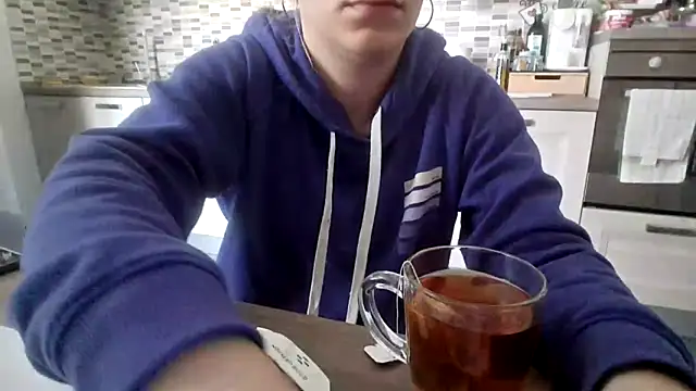 Camaleontica online show from November 6, 11:33 am