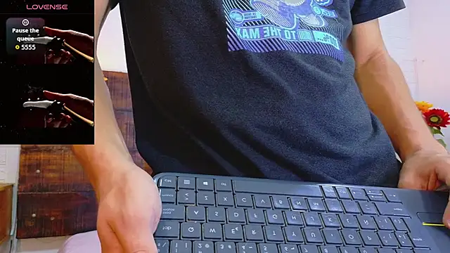 JhosuaVega online show from October 2, 1:56 am