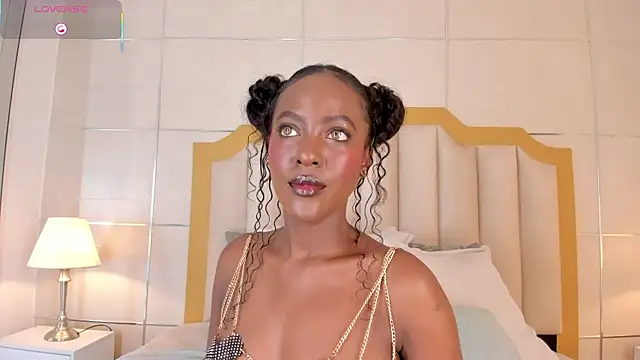 Snapshot of DakotaWangi chatting on November 2, 8:00 pm DakotaWangi online show from November 2, 8:00 pm