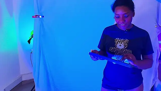 ValeryCortezm online show from January 16, 12:42 pm