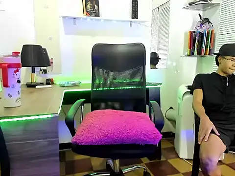 xxKamadevaxx online show from March 20, 12:32 pm