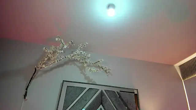 Isa Rouse   online show from November 7, 3:17 am