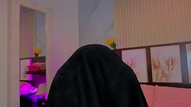 Snapshot of tokyoluu chatting on September 19, 12:56 am tokyoluu online show from September 19, 12:56 am