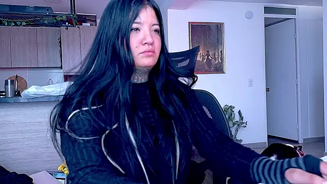 Snapshot of Unatatuada chatting on December 4, 7:44 pm Unatatuada online show from December 4, 7:44 pm