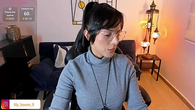 Lyliboomm online show from November 10, 9:58 pm