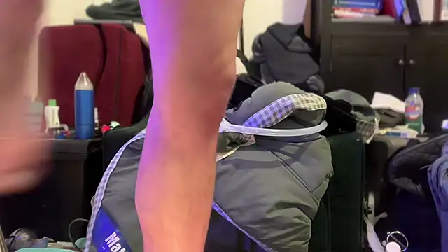 jasoncali305 online show from April 20, 6:16 am