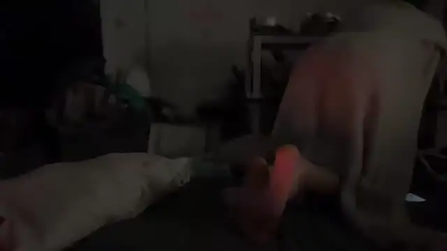 jasoncali305 online show from April 21, 6:09 am