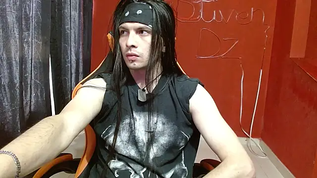 Snapshot of stvn_hot chatting on October 4, 8:40 pm stvn hot online show from October 4, 8:40 pm