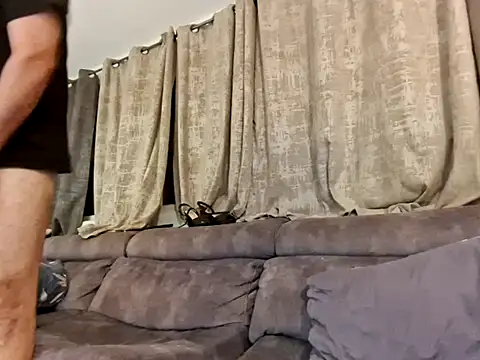 Snapshot of Alexis21821 chatting on November 18, 8:02 pm Alexis21821 online show from November 18, 8:02 pm