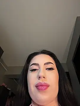 Snapshot of Andrestarr chatting on July 13, 6:11 pm Andrestarr online show from July 13, 6:11 pm