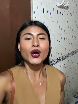 Michelle Narvaez online show from October 20, 2:34 am