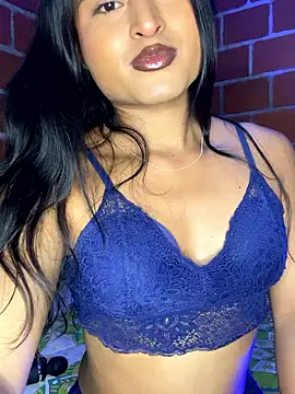 Snapshot of Michelle_Narvaez chatting on June 18, 1:28 am Michelle Narvaez online show from June 18, 1:28 am