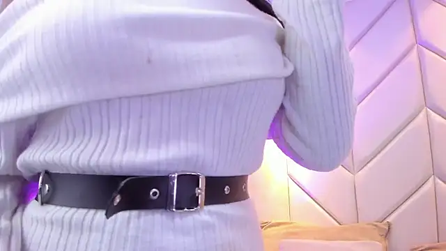 AishaValcazar online show from February 27, 4:01 am