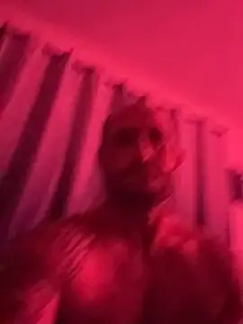 skip69xxx online show from April 22, 8:39 am