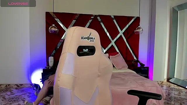 alexiaystive3 online show from October 15, 3:56 pm