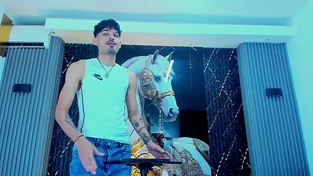 Iam Steven online show from September 17, 12:40 pm