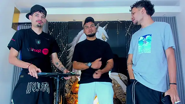 Iam Steven online show from November 6, 12:50 pm